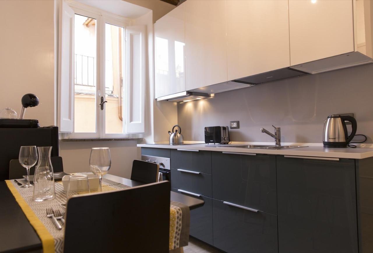 Cozy Apartment In Via Degli Spagnoli - FromhometoRóma Kültér fotó