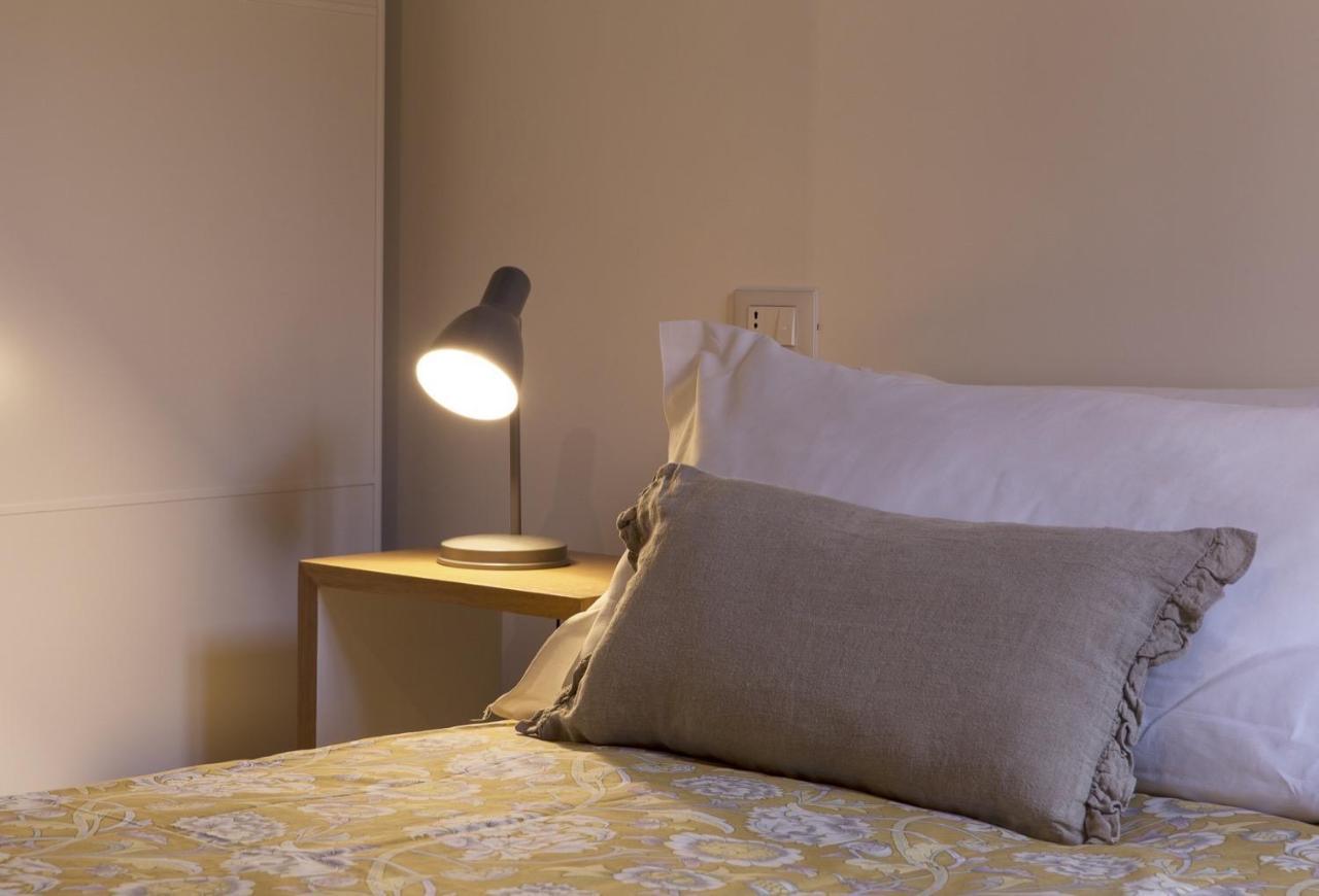 Cozy Apartment In Via Degli Spagnoli - FromhometoRóma Kültér fotó