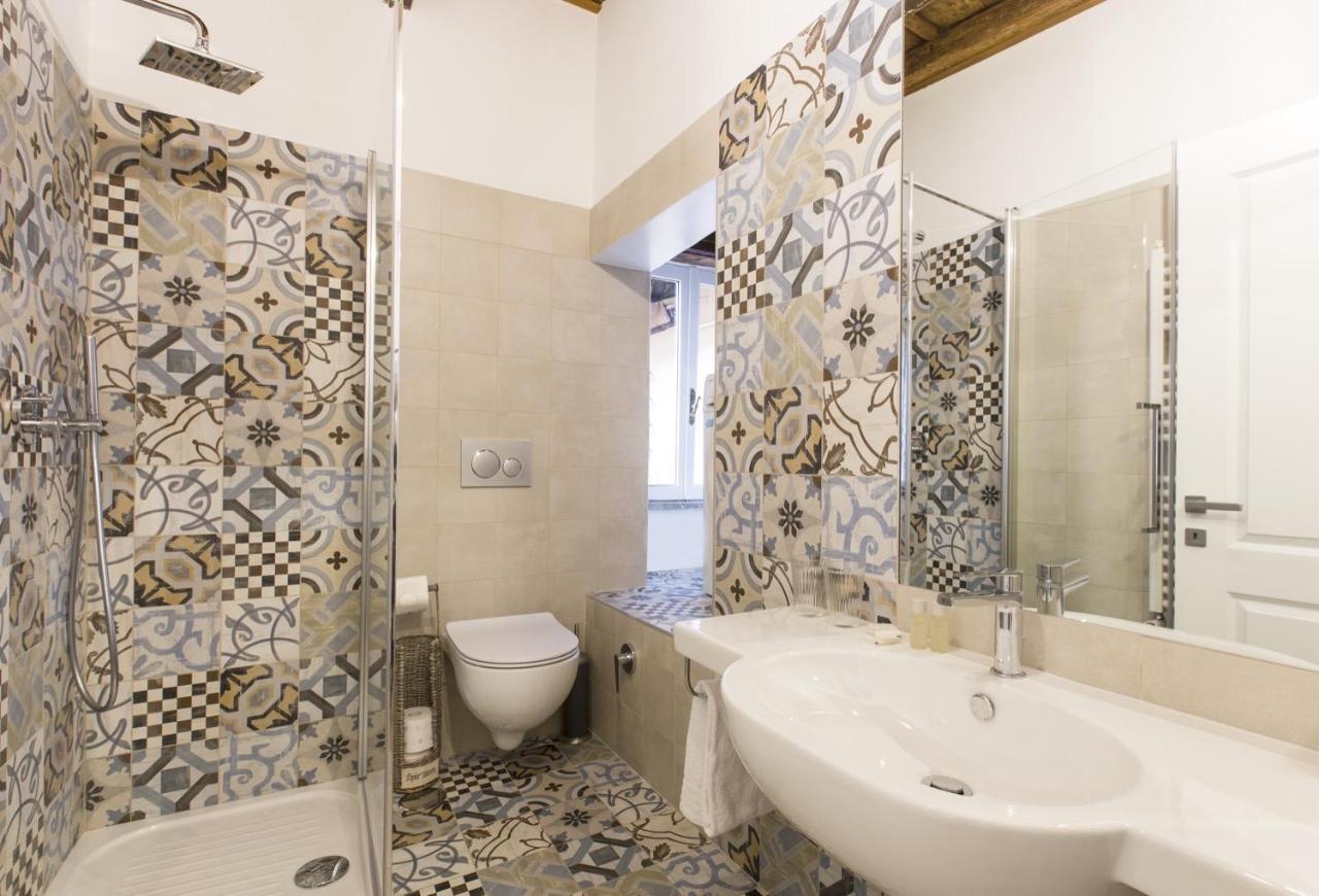 Cozy Apartment In Via Degli Spagnoli - FromhometoRóma Kültér fotó