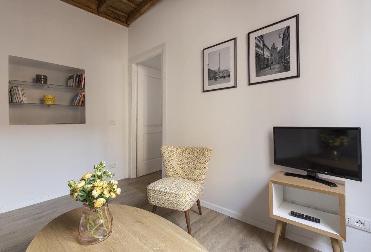 Cozy Apartment In Via Degli Spagnoli - FromhometoRóma Kültér fotó