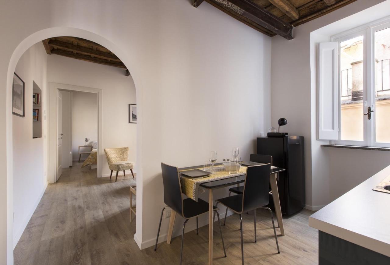 Cozy Apartment In Via Degli Spagnoli - FromhometoRóma Kültér fotó